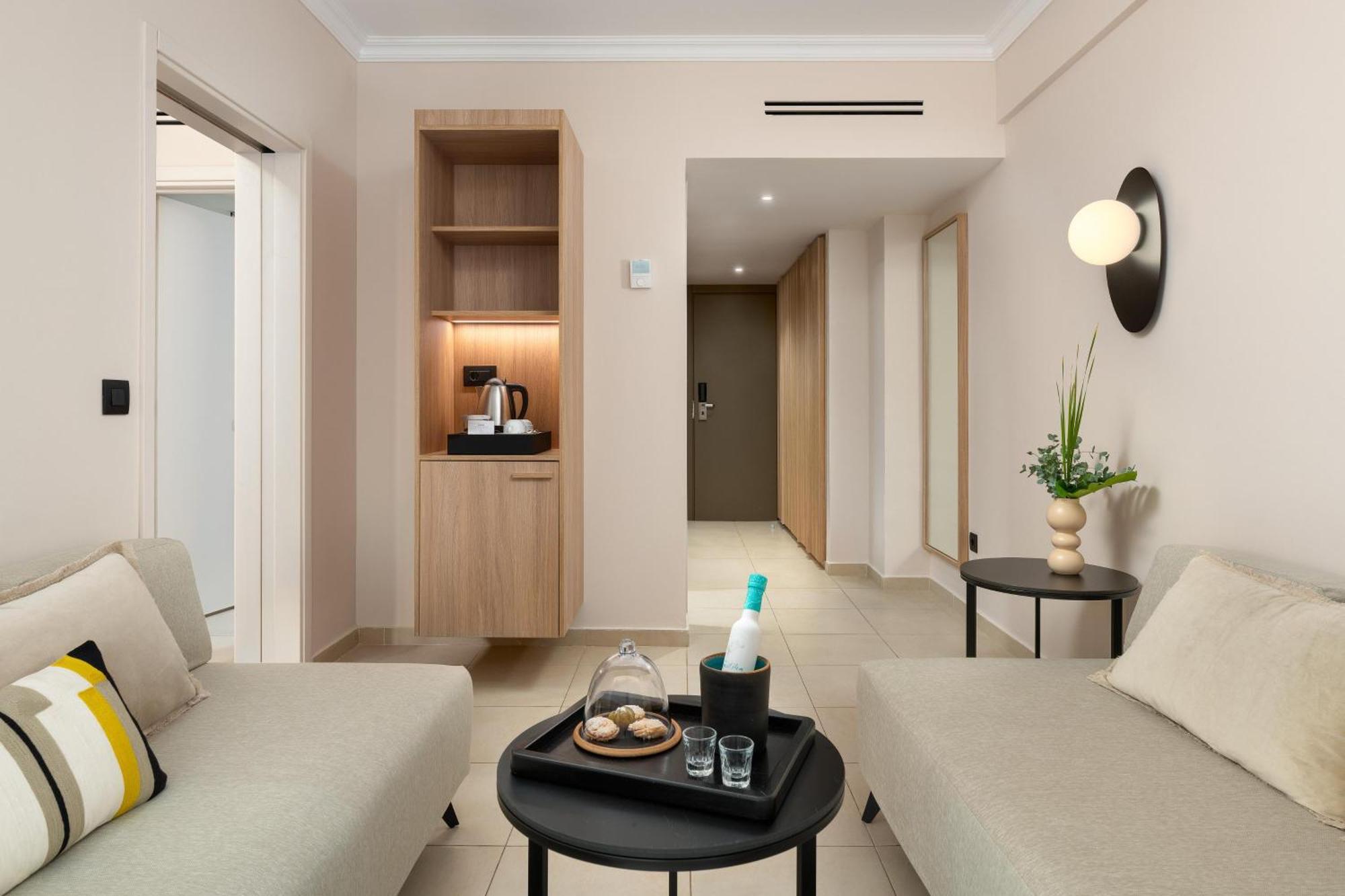 Electra Palace Rhodes Ялисос Екстериор снимка A room at the hotel